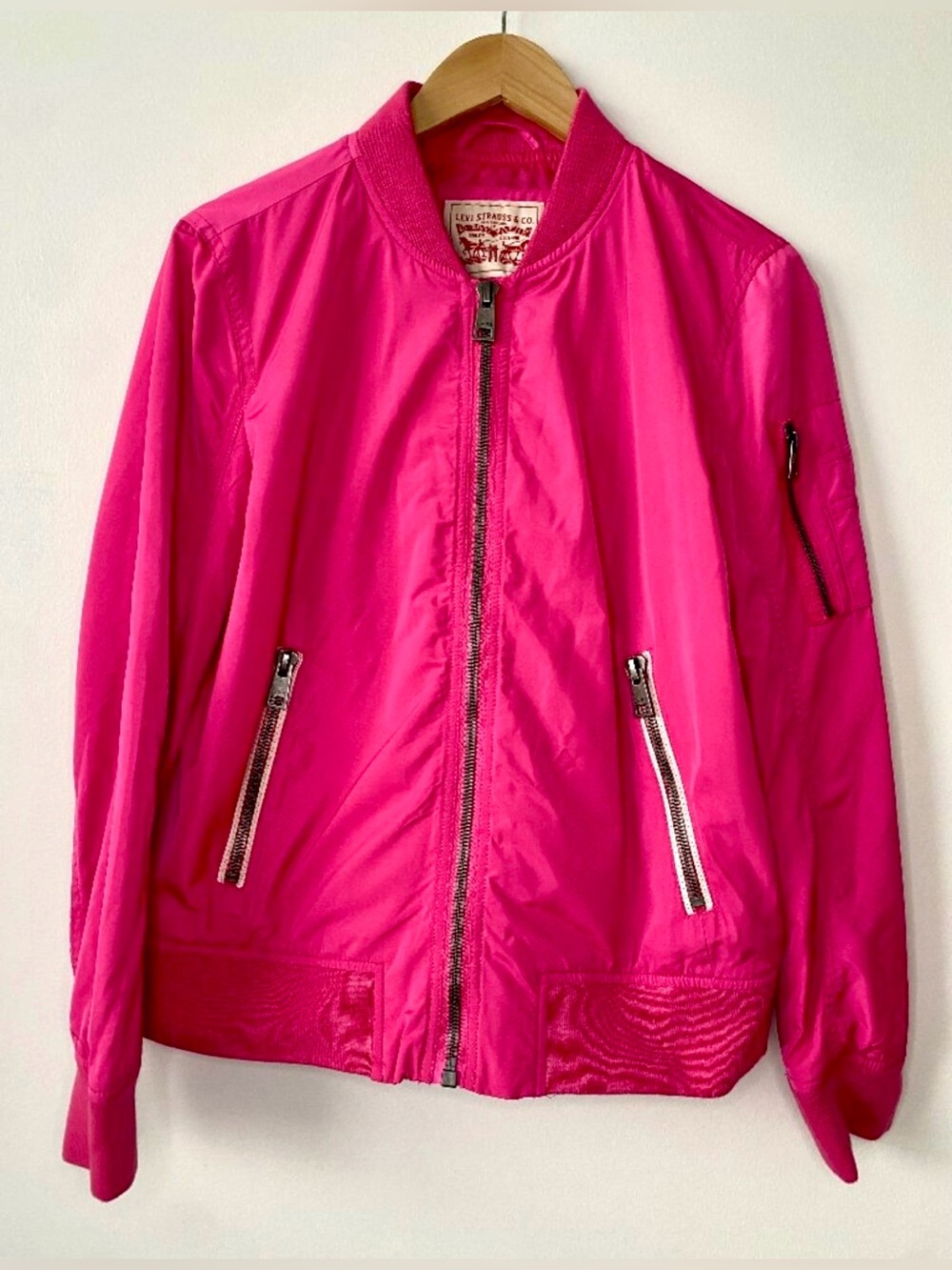 Levi's Hot Pink Bomber Jacket Full zip lightweight Flight Jacket.